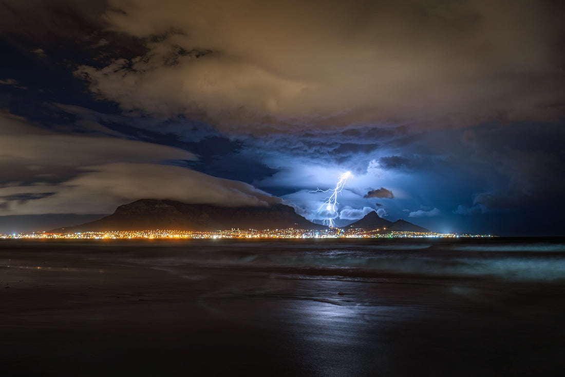 Chasing Lightning Over Table Mountain – A Once-in-a-Lifetime Experience